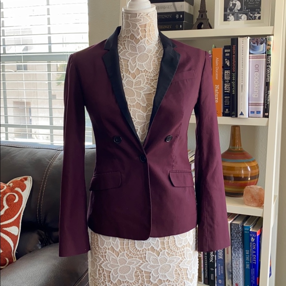 ✨EXPRESS BLAZER✨ BURGUNDY BLACK JACKET